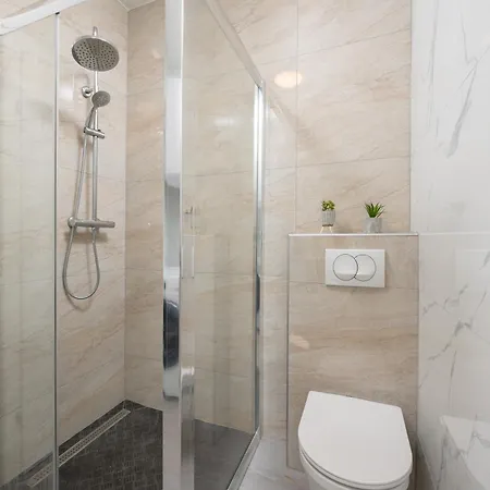 Beverly Hills, Heated Pool, Jacuzzi, 12 People Lejlighed *