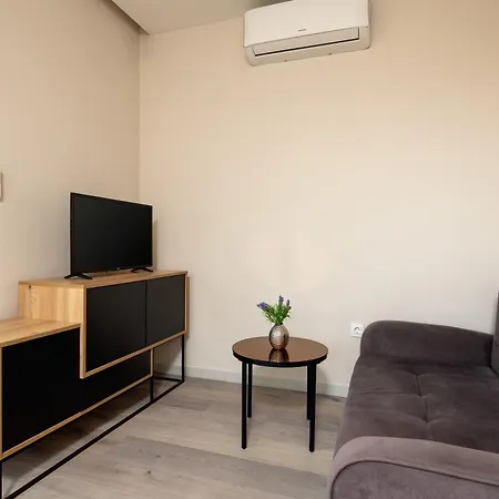 Beverly Hills, Heated Pool, Jacuzzi, 12 People * Zadar