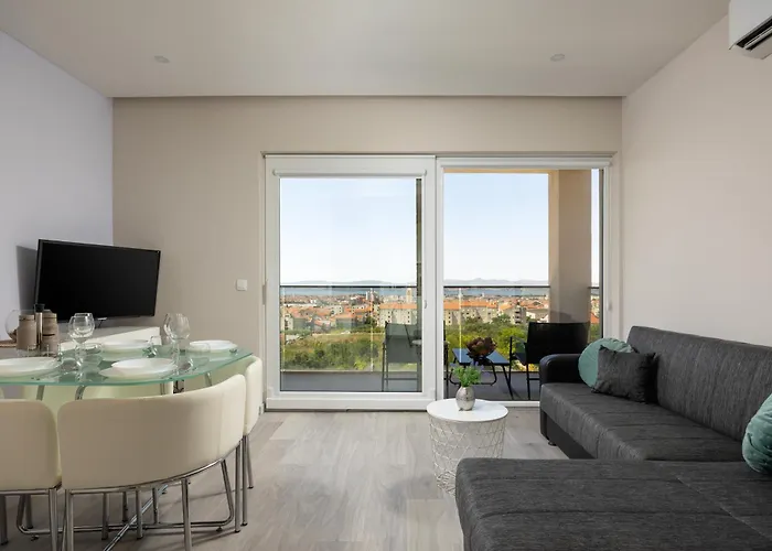 Lägenhet Beverly Hills, Heated Pool, Jacuzzi, 12 People *