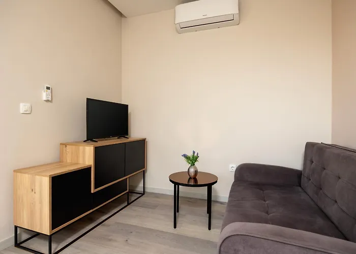 Beverly Hills, Heated Pool, Jacuzzi, 12 People * Zadar